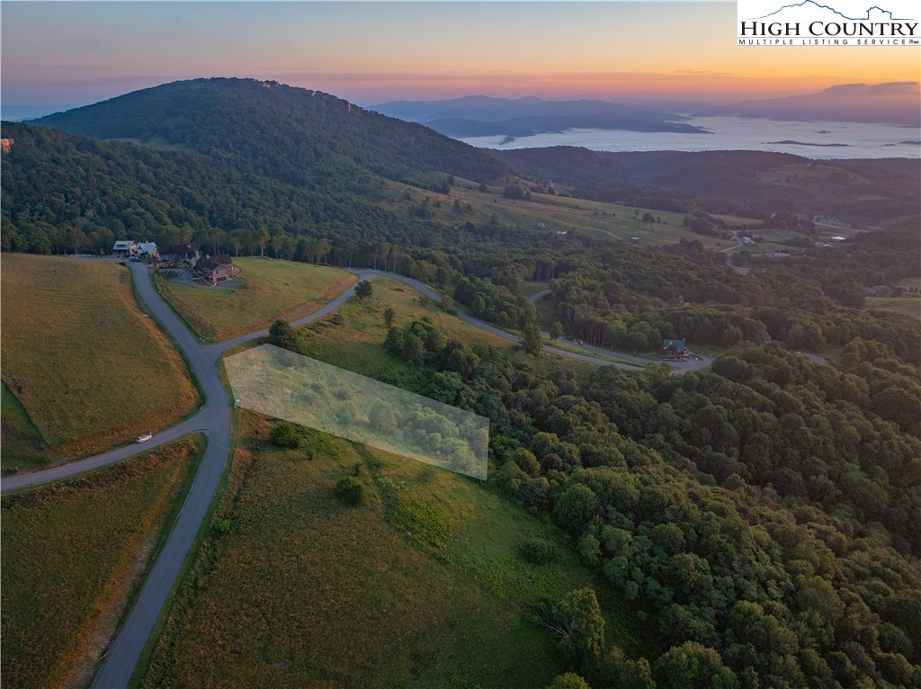 72 Monteagle Banner Elk, NC 28604 - Photo 5 of 11