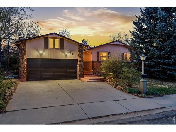 $600,000 | 11 James Circle, Longmont, CO 80501