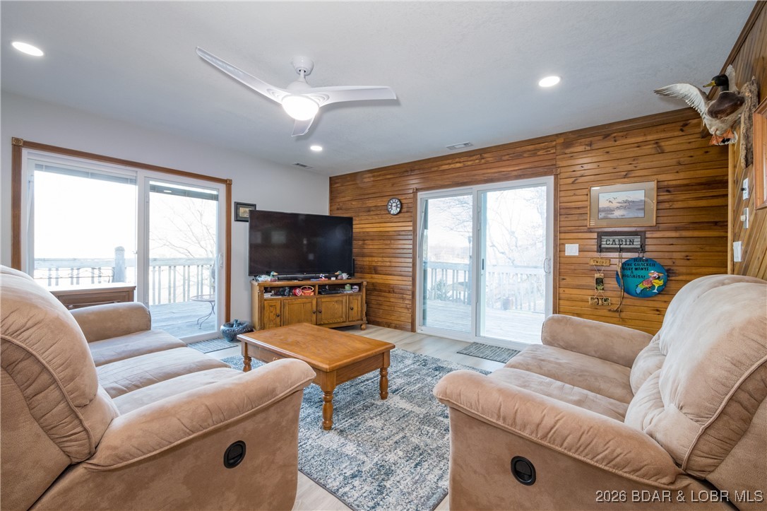 30857 Berry Road Stover, MO 65078 - Photo 12 of 58 Living on main