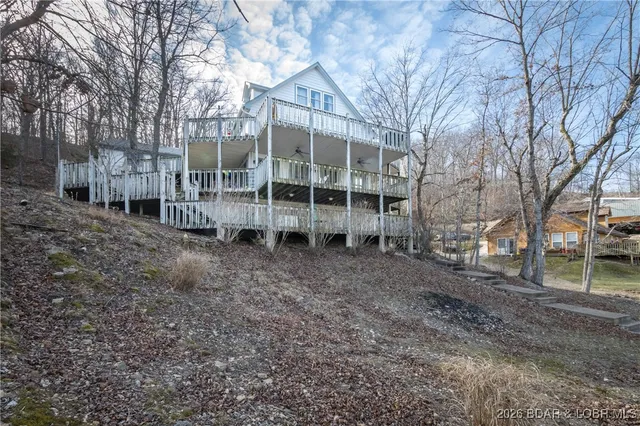 $660,000 | 30857 Berry Road, Stover, MO 65078