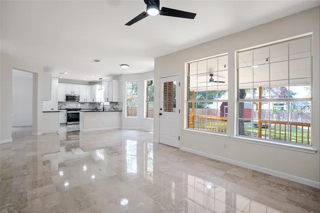 $579,900 | 13102 Hunters Chase Drive, Austin, TX 78729