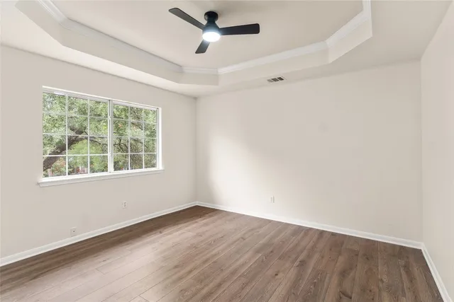 $579,900 | 13102 Hunters Chase Drive, Austin, TX 78729