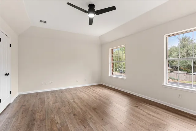 $579,900 | 13102 Hunters Chase Drive, Austin, TX 78729