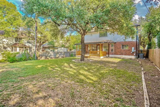 $579,900 | 13102 Hunters Chase Drive, Austin, TX 78729