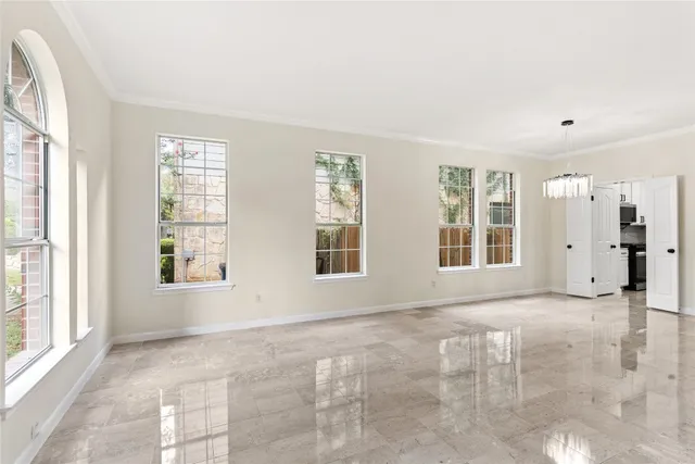 $579,900 | 13102 Hunters Chase Drive, Austin, TX 78729