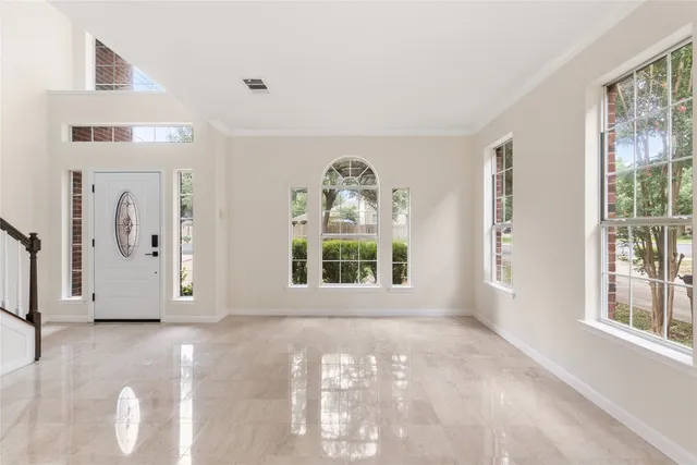 $579,900 | 13102 Hunters Chase Drive, Austin, TX 78729