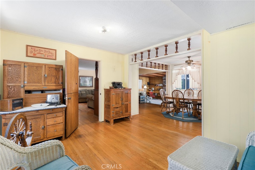 2439 East Paradise Road Anaheim, CA 92806 - Photo 13 of 45 Gallery Image 13