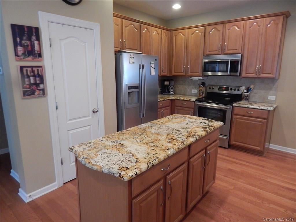 5916 Cactus Valley Road Charlotte, NC 28277 - Photo 8 of 24 Gallery Image 8