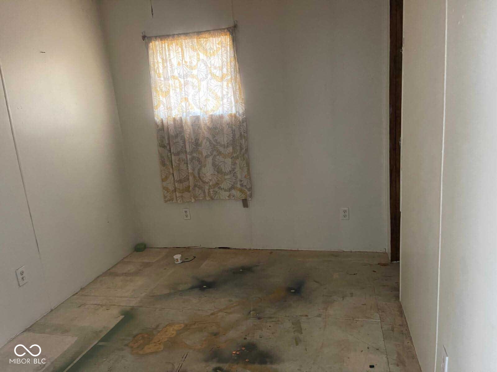 11077 Rader Lane Solsberry, IN 47459 - Photo 12 of 30 Gallery Image 12