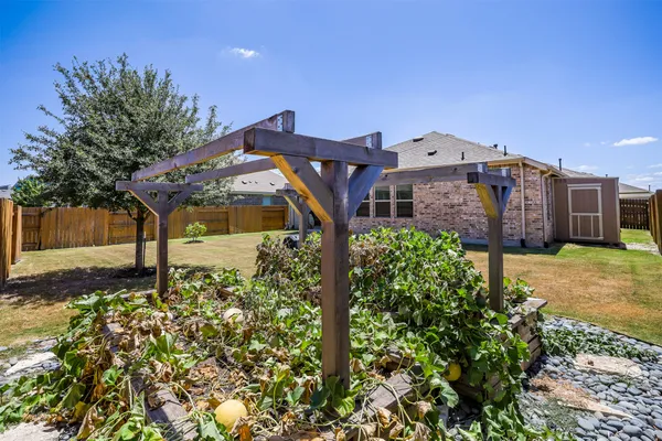 $2,800 | 7108 Garnet Mill Lane, Austin, TX 78744