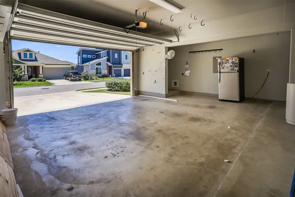 $2,800 | 7108 Garnet Mill Lane, Austin, TX 78744