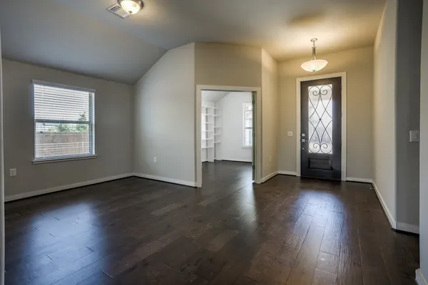 $2,800 | 7108 Garnet Mill Lane, Austin, TX 78744