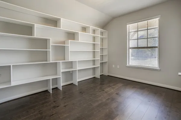 $2,800 | 7108 Garnet Mill Lane, Austin, TX 78744