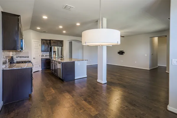 $2,800 | 7108 Garnet Mill Lane, Austin, TX 78744