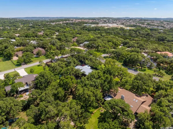 $1,325,000 | 29274 Seabiscuit Drive, Fair Oaks Ranch, TX 78015