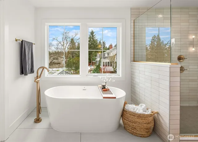 $2,295,000 | 13779 Northeast 101st Street, Kirkland, WA 98033