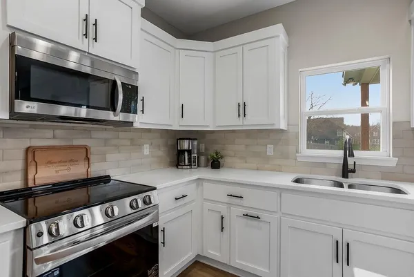 $459,000 | 1020 South 12th Terrace, Louisburg, KS 66053