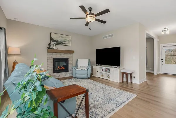 $459,000 | 1020 South 12th Terrace, Louisburg, KS 66053