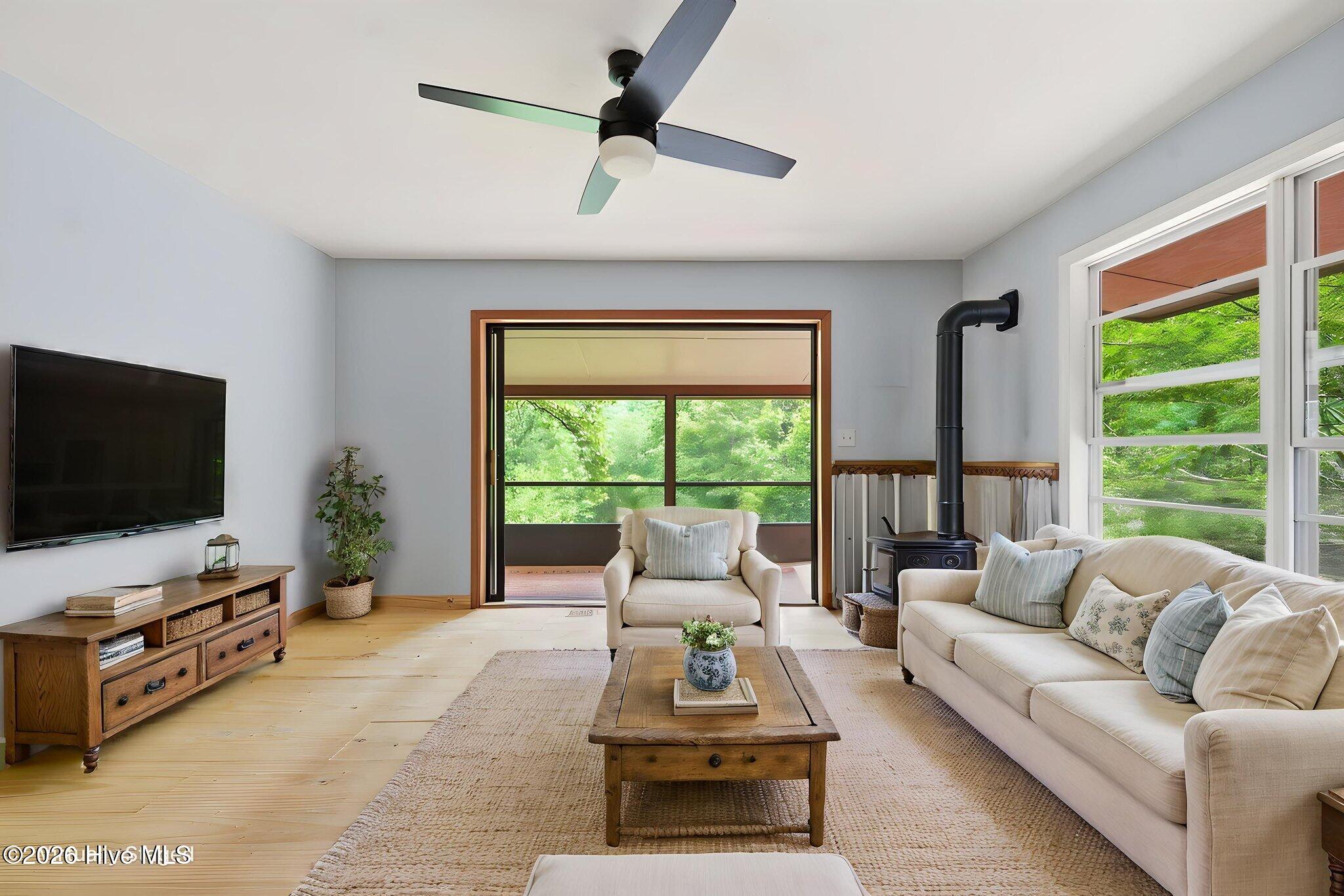 158 Mountain Stream Road Murphy, NC 28906 - Photo 33 of 40 33-web-or-mls-VDR_1341 virtually staged