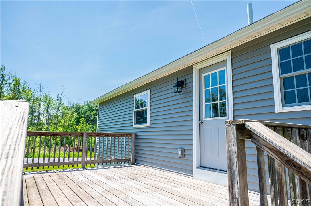5535 Eureka Road Westmoreland, NY 13440 - Photo 9 of 37