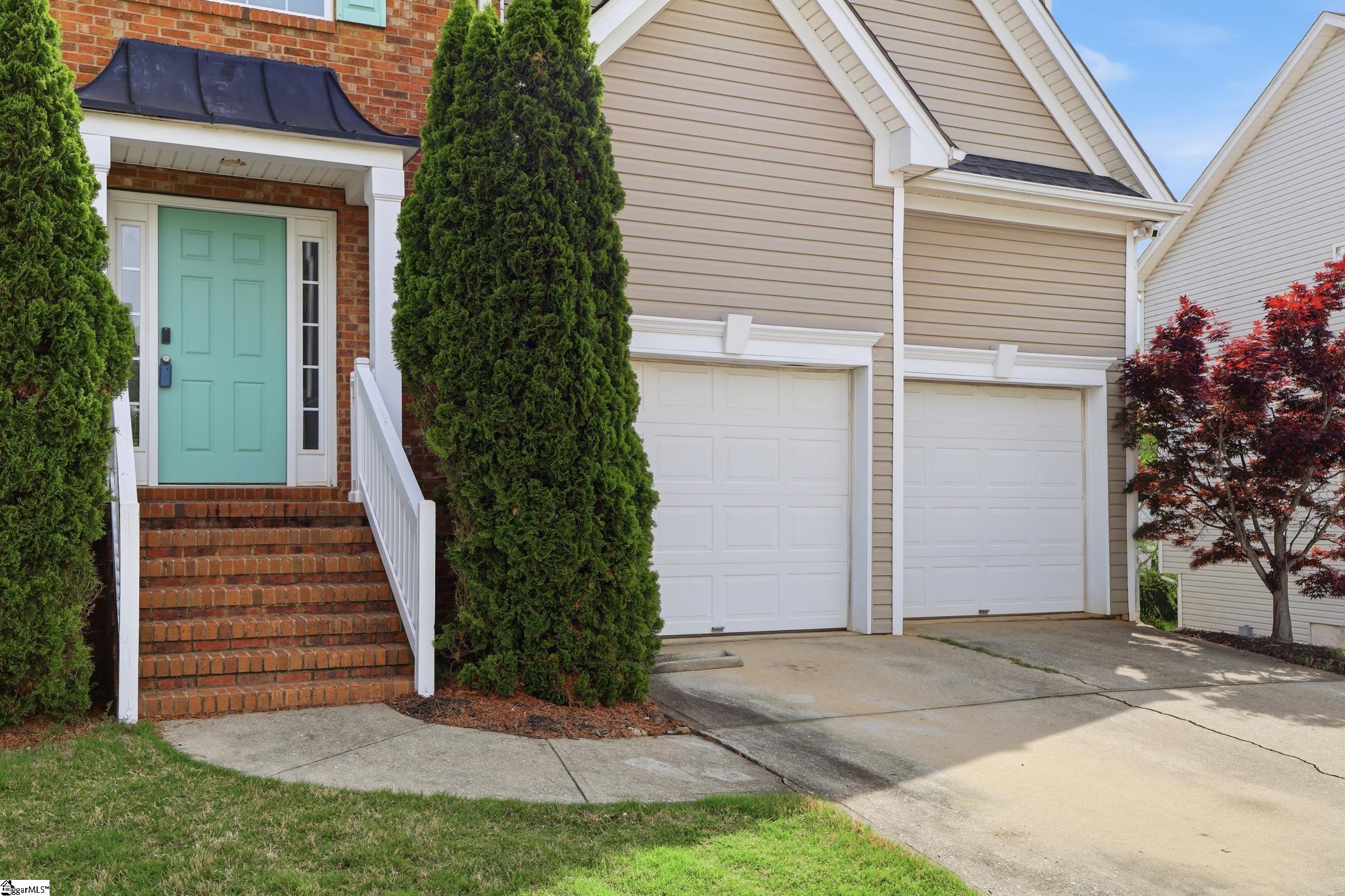 11 Lake Valley Court Simpsonville, SC 29681 - Photo 2 of 31