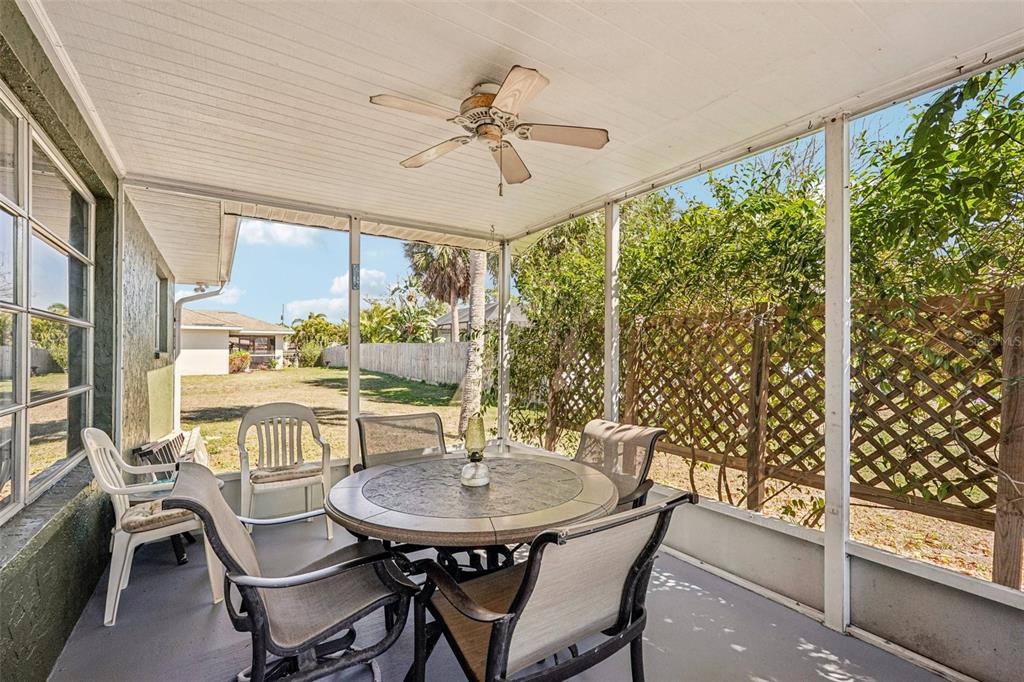 651 Porpoise Road Venice, FL 34293 - Photo 30 of 33