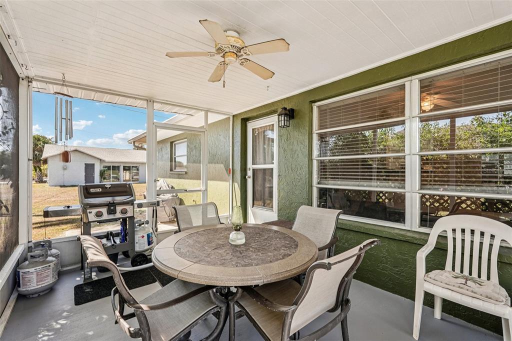 651 Porpoise Road Venice, FL 34293 - Photo 31 of 33
