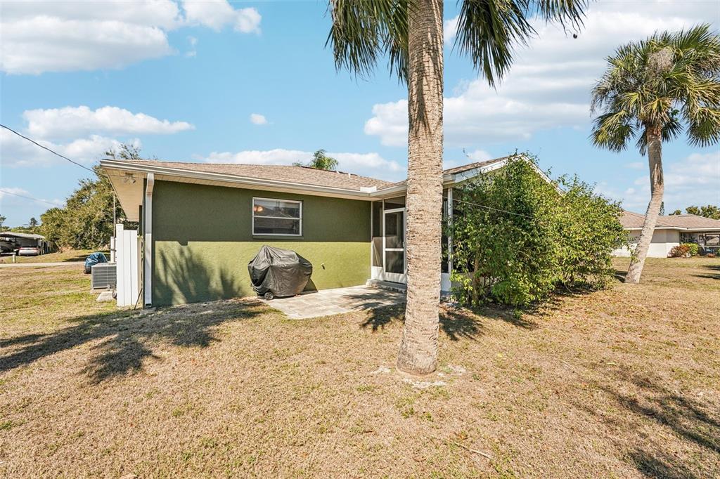 651 Porpoise Road Venice, FL 34293 - Photo 32 of 33