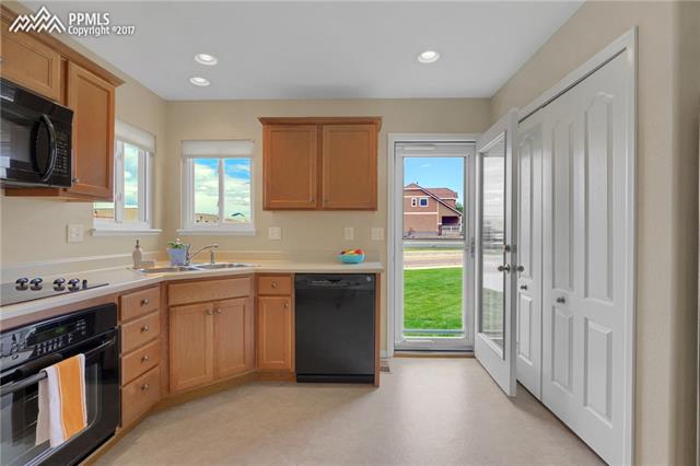 715 Diamond Rim Drive Colorado Springs, CO 80921 - Photo 10 of 24 Gallery Image 10