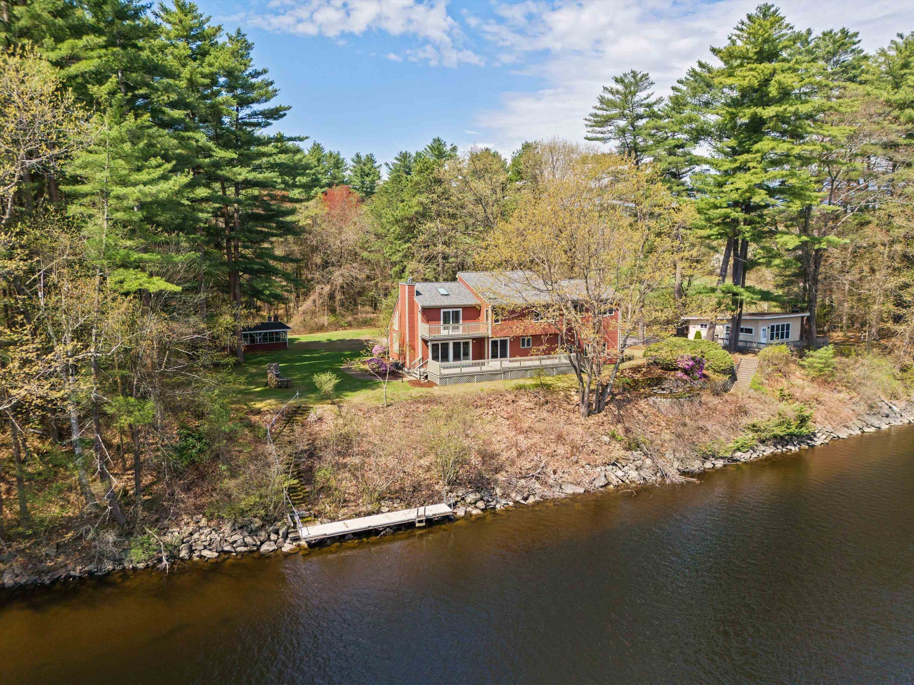 6 Hidden Ranch Drive Hooksett, NH 03106 - Photo 1 of 60