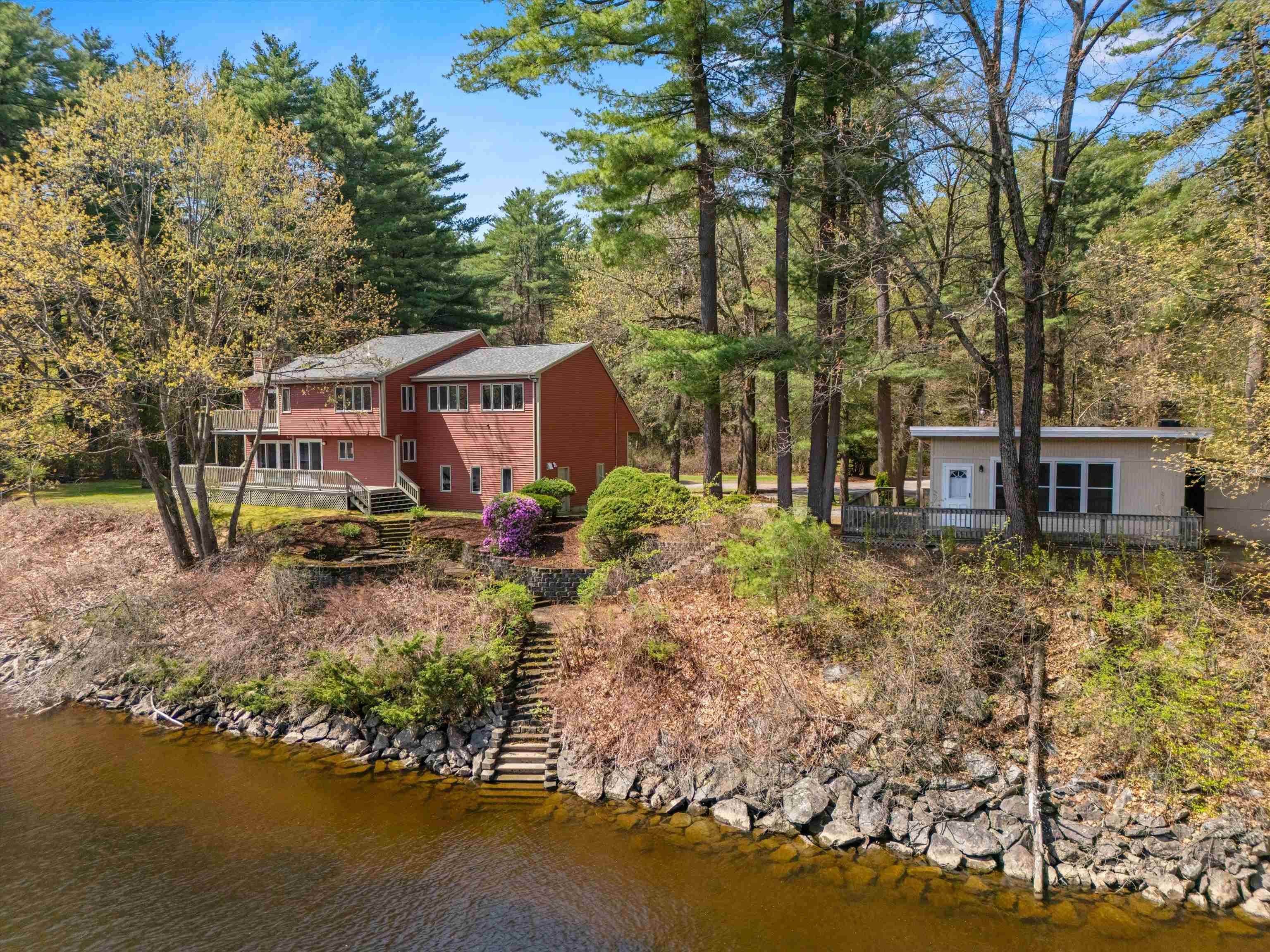 6 Hidden Ranch Drive Hooksett, NH 03106 - Photo 2 of 60