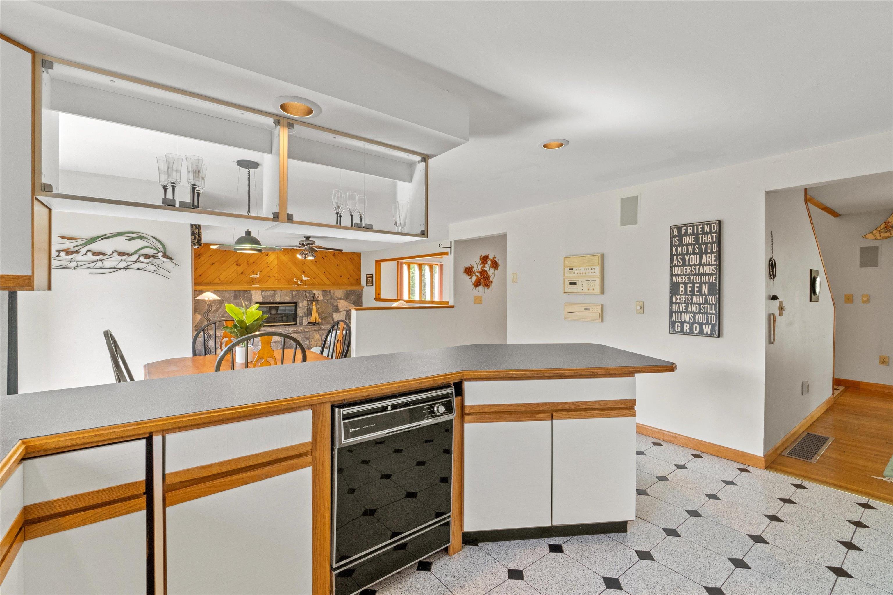 6 Hidden Ranch Drive Hooksett, NH 03106 - Photo 23 of 60