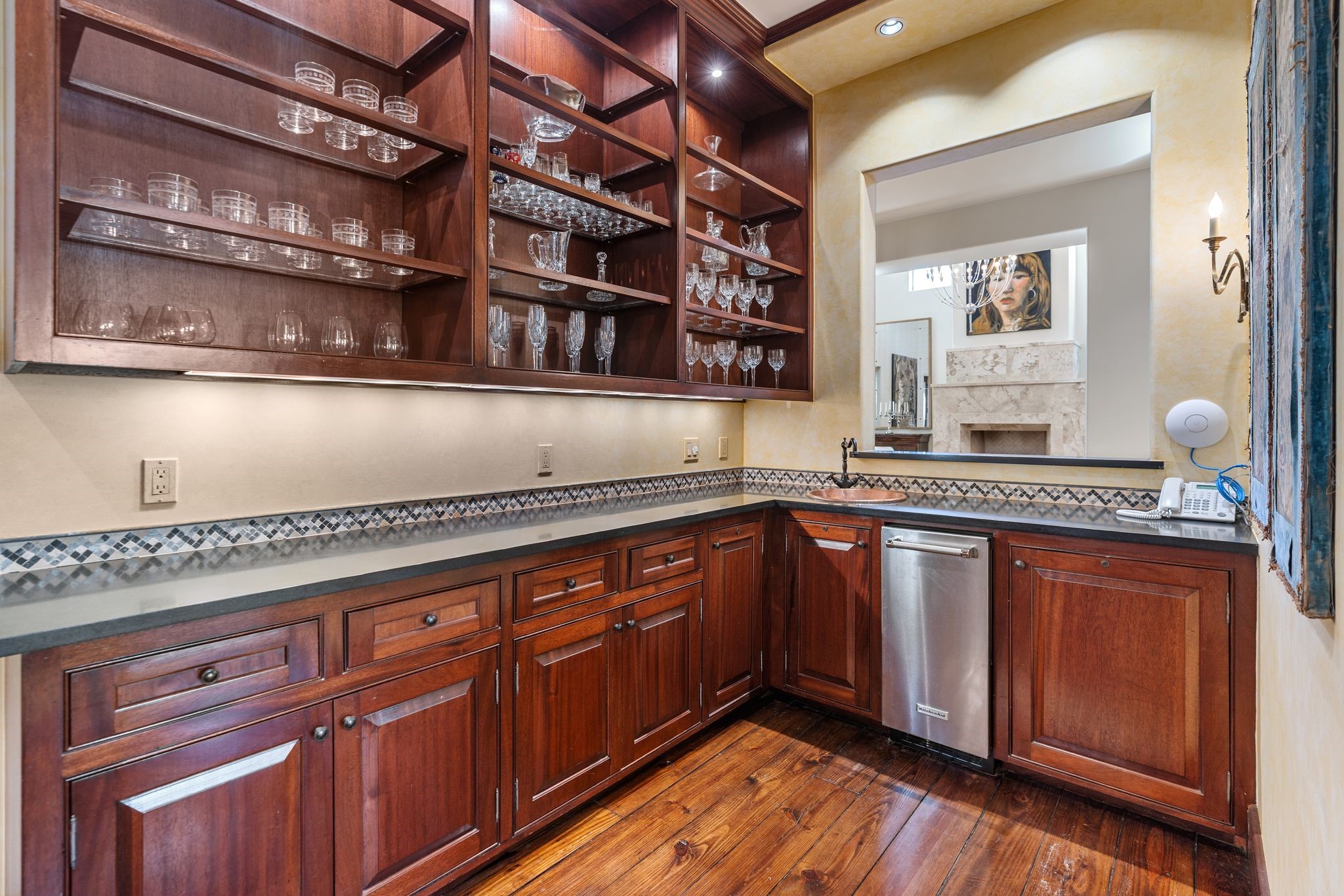 354 Piney Point Road Houston, TX 77024 - Photo 12 of 50