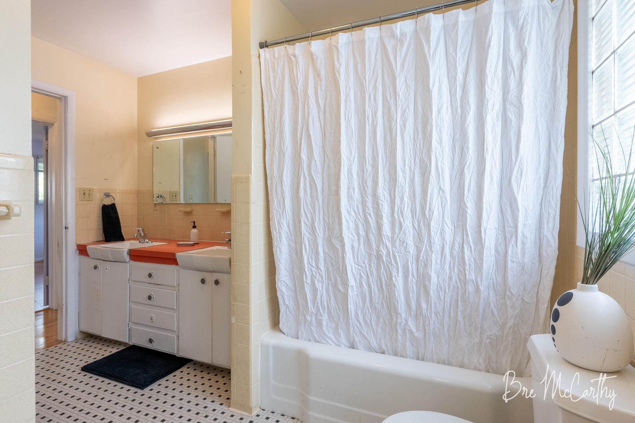 3155 Maple Grove Road Muskegon, MI 49441 - Photo 28 of 62 Bathroom 1 of 2