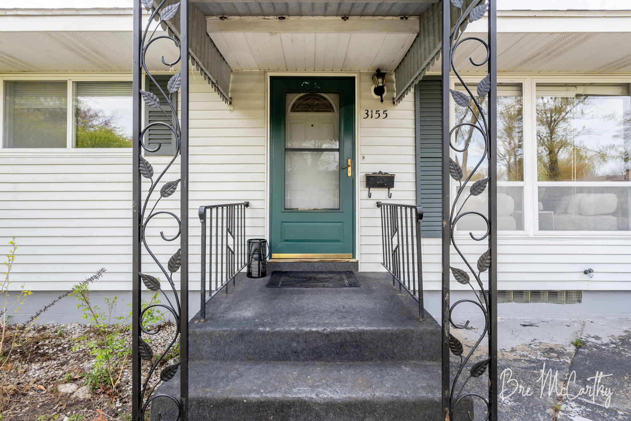 3155 Maple Grove Road Muskegon, MI 49441 - Photo 4 of 62 Exterior - Front