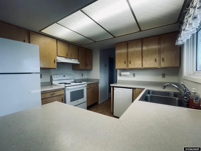 $249,000 | 708 Beech Avenue, Kemmerer, WY 83101