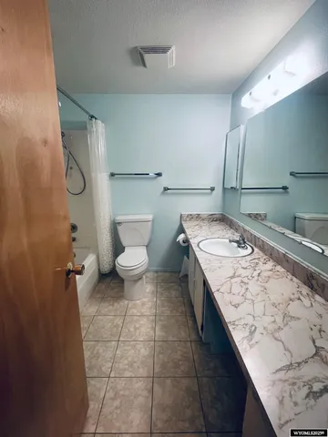 $249,000 | 708 Beech Avenue, Kemmerer, WY 83101