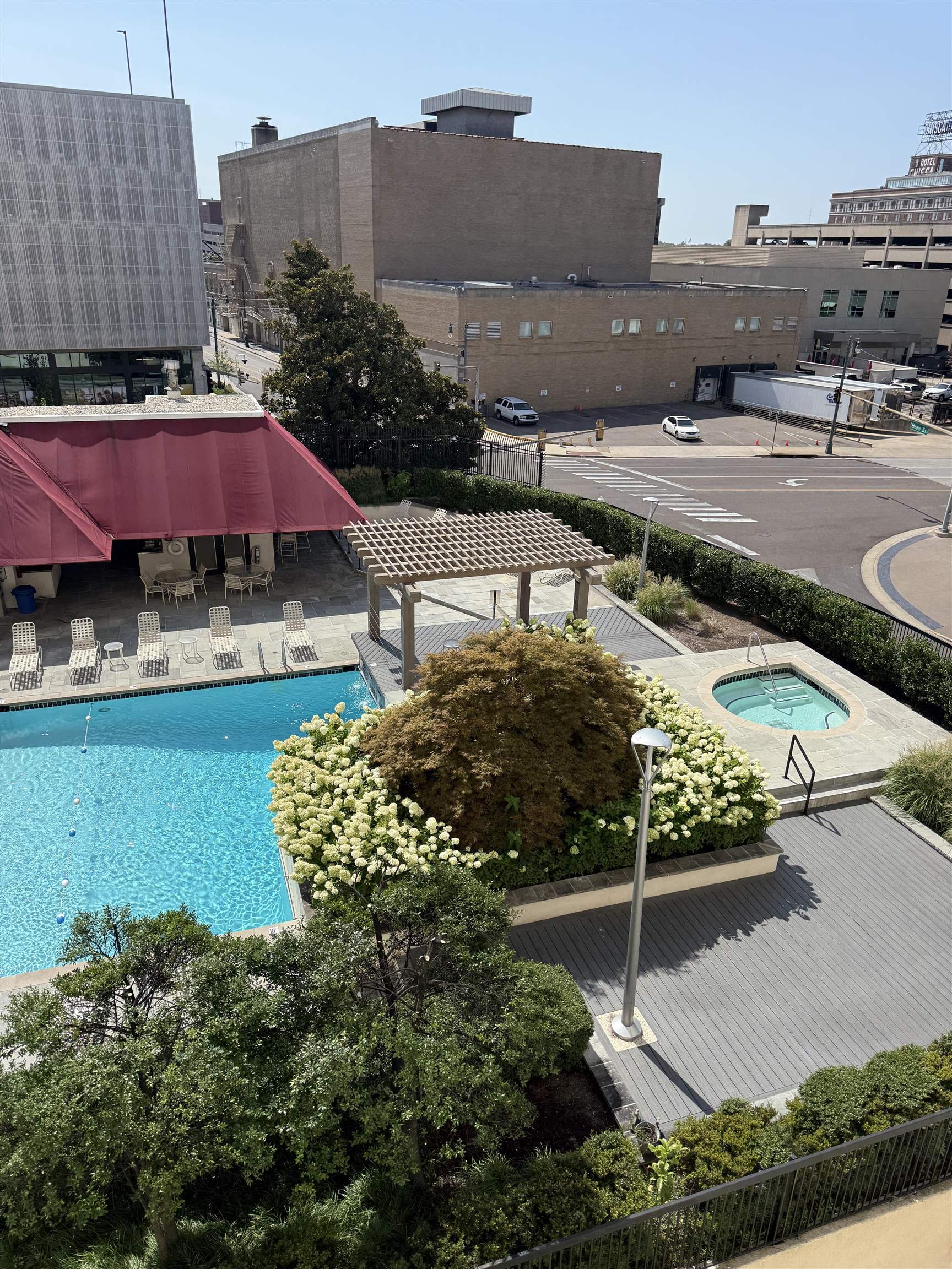 200 Wagner Street, Unit 604 Memphis, TN 38103 - Photo 22 of 36 Community pool featuring a patio area and a pergola