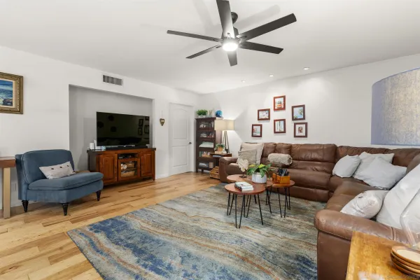 $2,879,900 | 489 La Costa Avenue, Encinitas, CA 92024