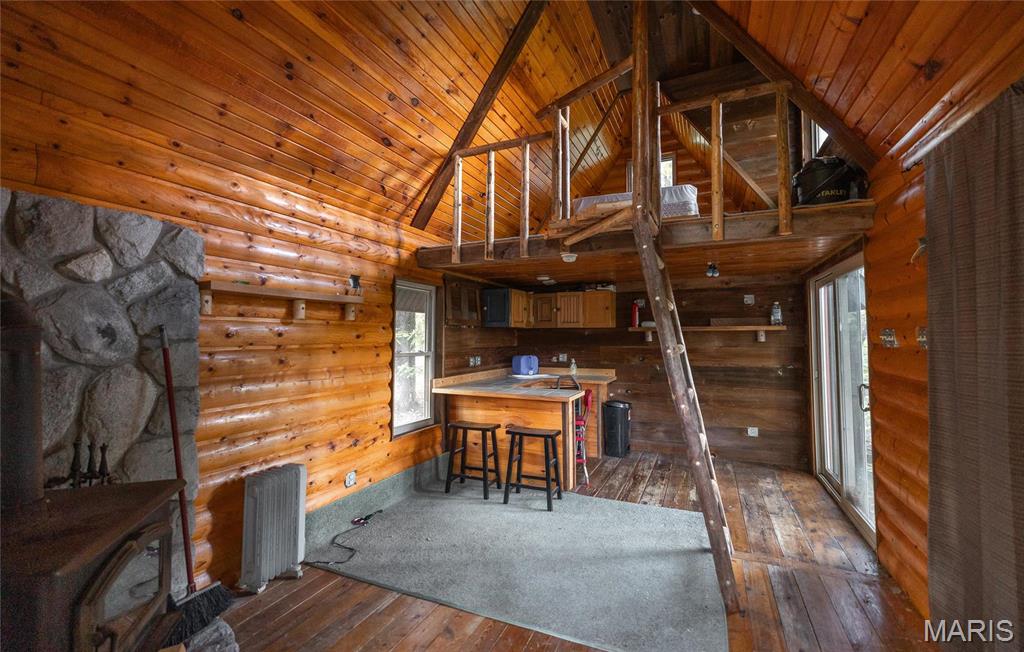 10005 Fulton Road Bourbon, MO 65441 - Photo 7 of 35