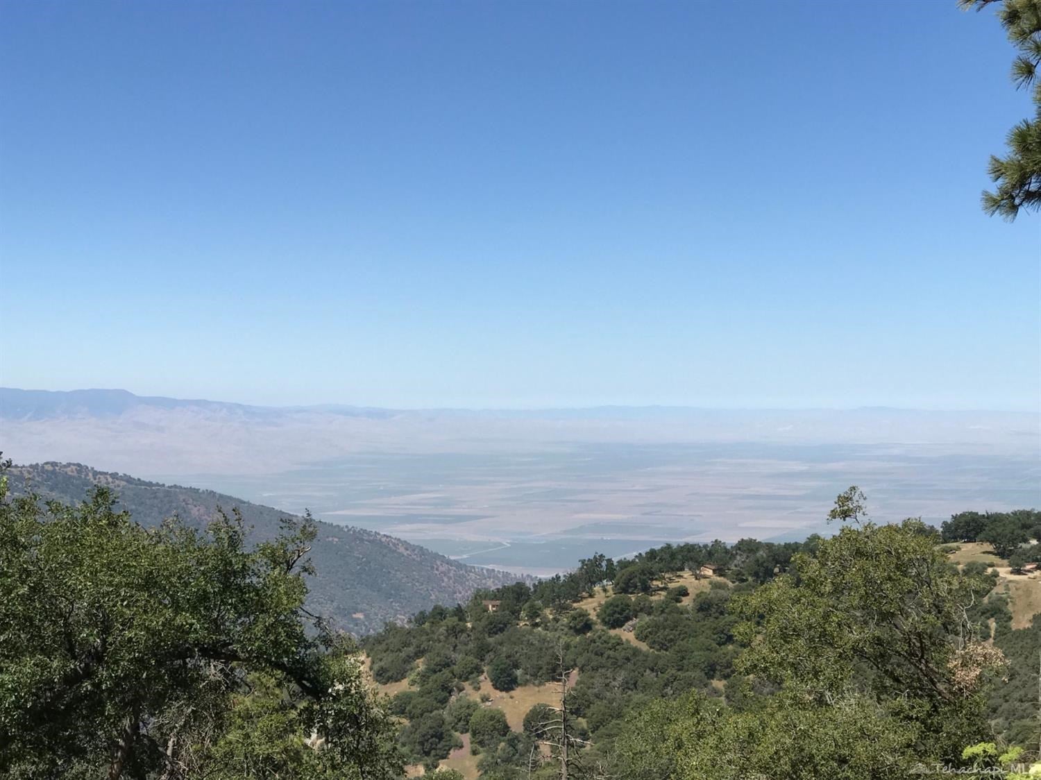 29640 Goldspike Road Tehachapi, CA 93561 - Photo 5 of 9 Gallery Image 5
