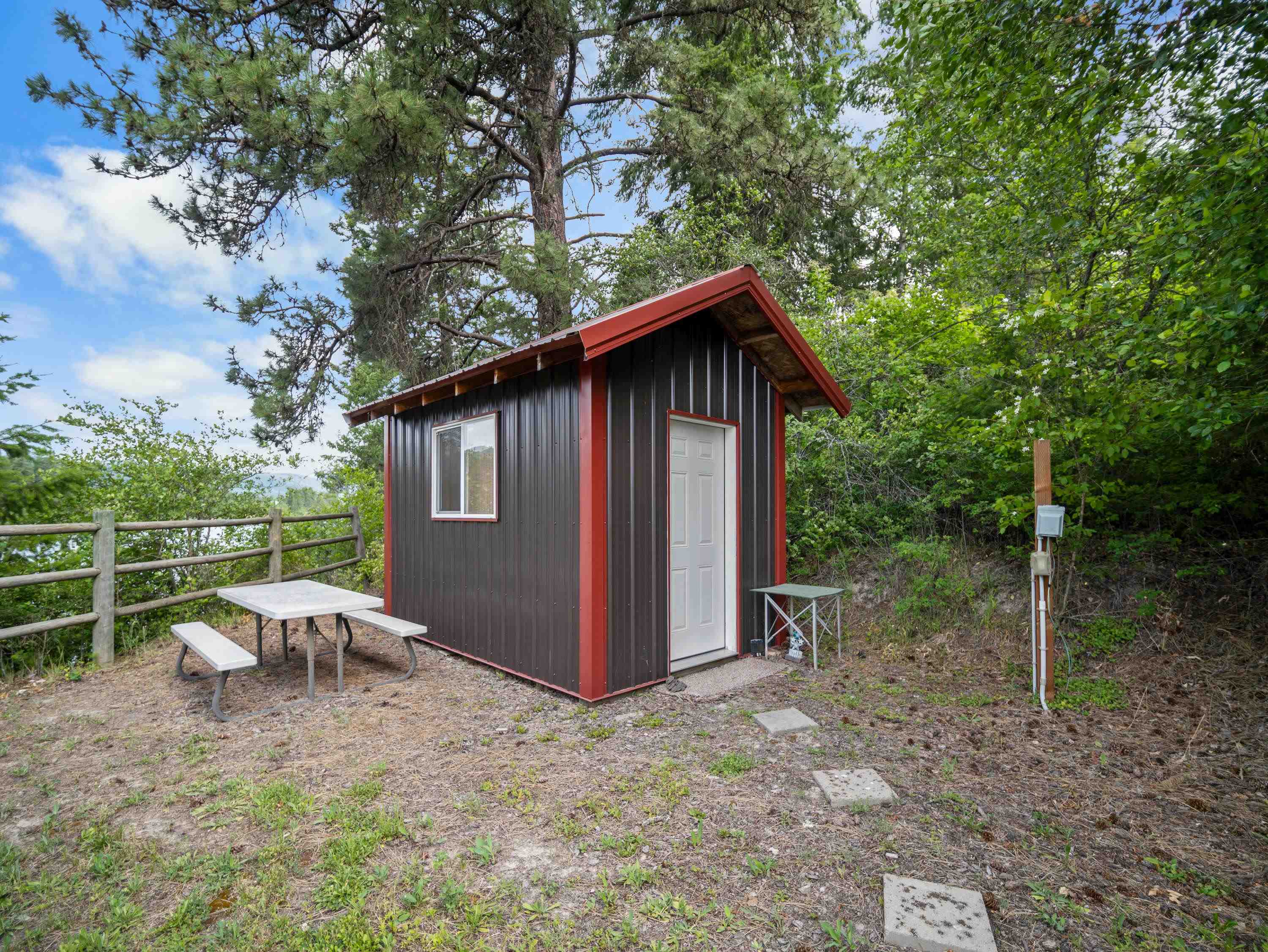 28251 LeClerc Road North Ione, WA 99139 - Photo 29 of 33