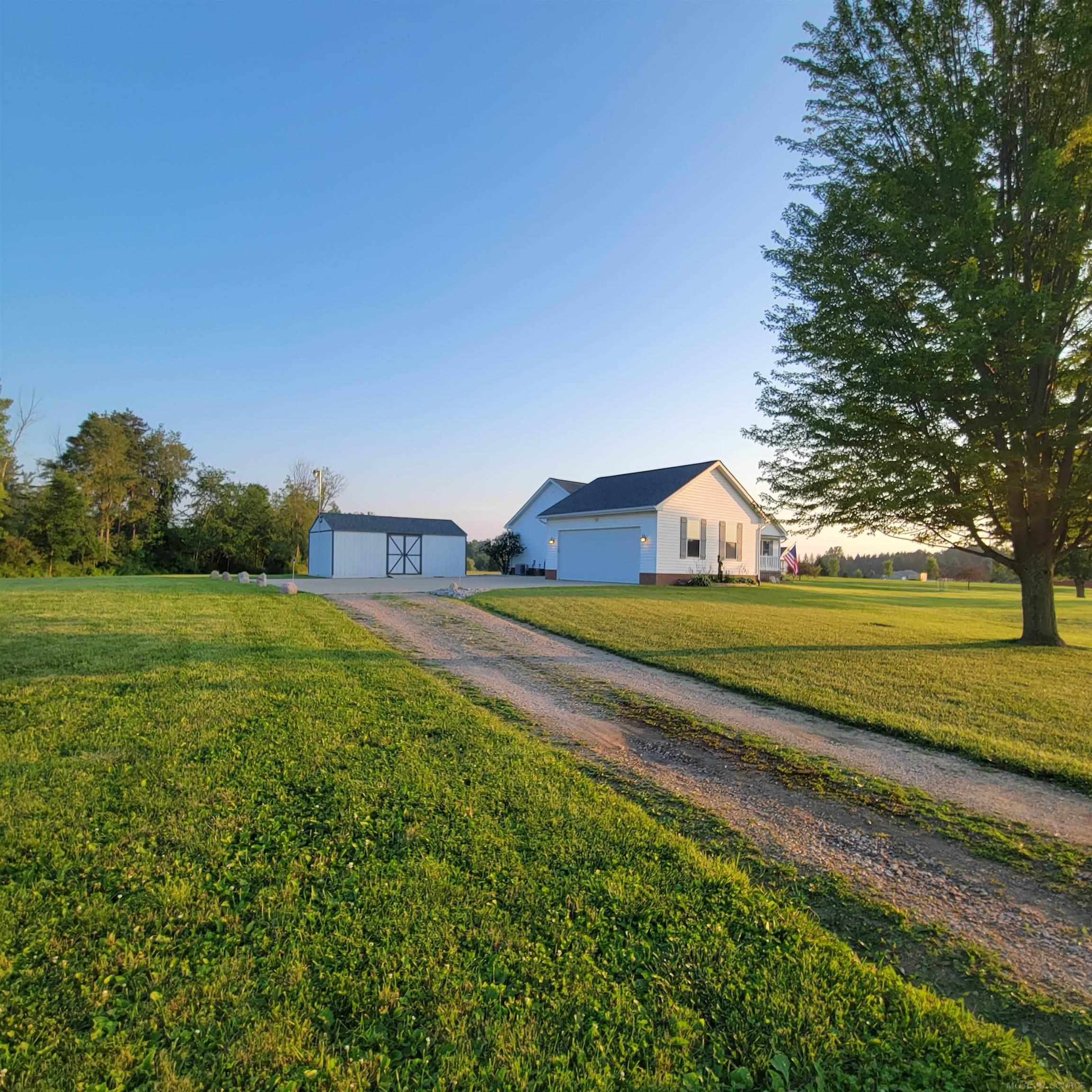 5886 Hunters Creek Road Imlay City, MI 48444 - Photo 3 of 59 Gallery Image 3