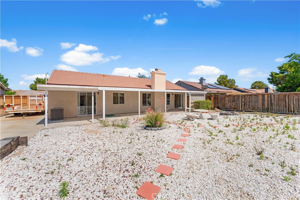 44327 Harbor Street Lancaster, CA 93536 - Photo 38 of 51