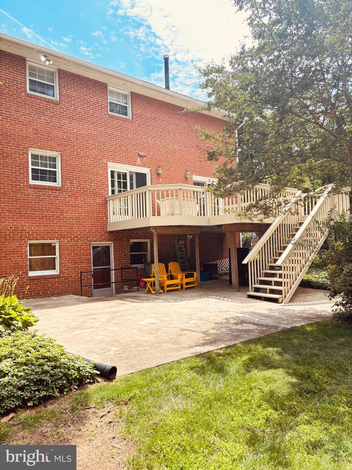 6519 Winnepeg Road Bethesda, MD 20817 - Photo 32 of 38 Deck