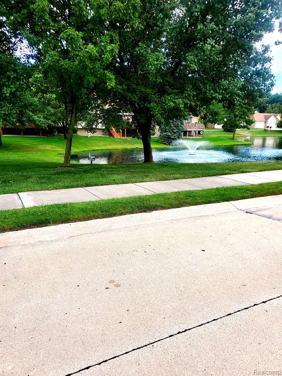 50745 Raintree Circle Chesterfield, MI 48047 - Photo 14 of 17