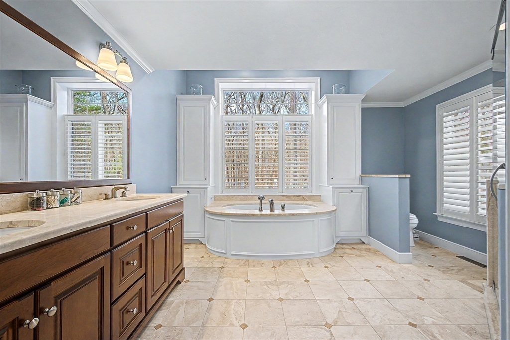 7 South Barn Road Hopkinton, MA 01748 - Photo 17 of 42 Gallery Image 17