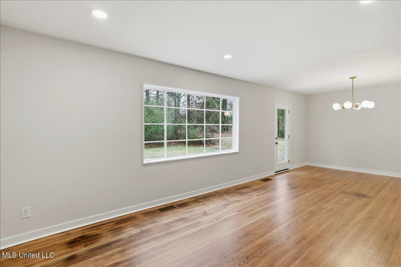 107 Murial Street Clinton, MS 39056 - Photo 4 of 25 06-107 Murial St _ Home Tours MS