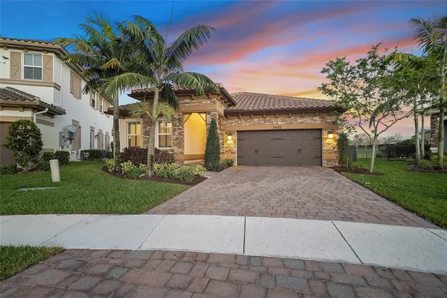 $934,900 | 9820 South Miralago Way, Parkland, FL 33076