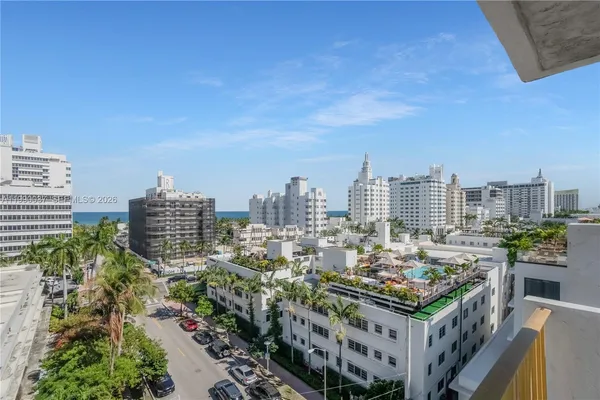 $3,000 | 245 18th Street, Unit 904, Miami Beach, FL 33139
